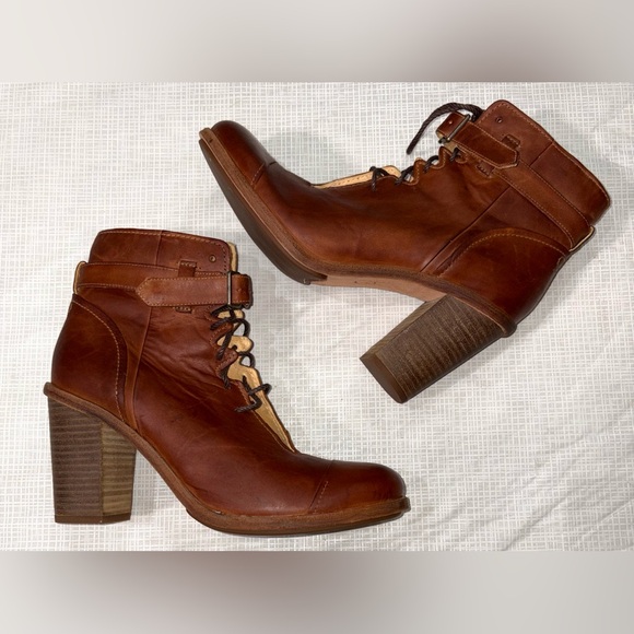 Timberland Boot Company Marge New Sz 8 Brown Leather Lace-Up Ankle Boots booties - Picture 3 of 11